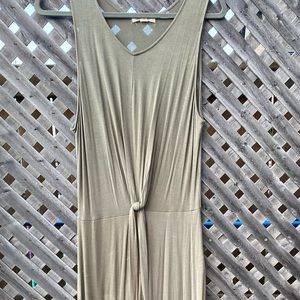Ultra ❤️ Flirt - Sleeveless Khaki Green Dress